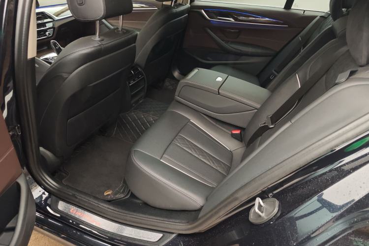 Used BMW 5 Series 2021 530Li xDrive Luxury Package Left Rear Seat