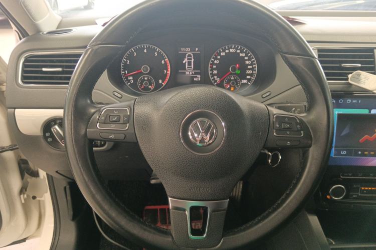 Used Volkswagen Sagitar 2014 Revised Version 1.4TSI Automatic Luxury Edition