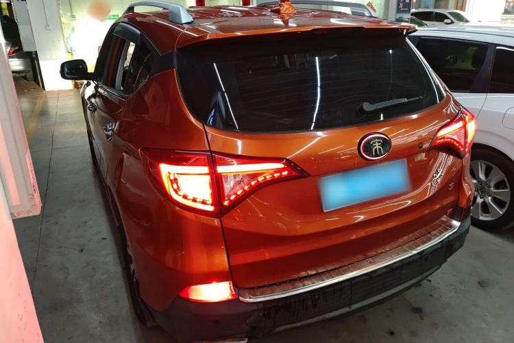Used BYD Song 2016 GaiShi Edition 1.5TI Manual Elite Model