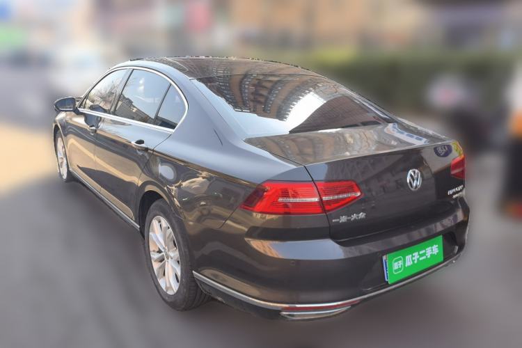 Used Volkswagen Magotan 2018 330TSI DSG Luxury Model
