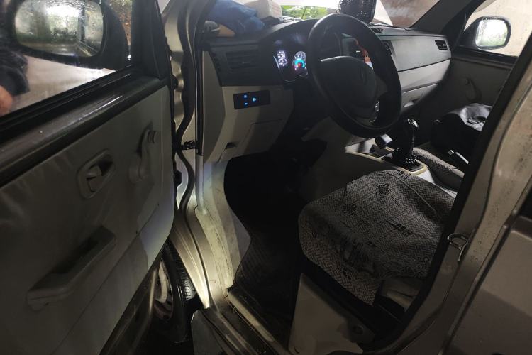 Used Jinbei Hiace X30 2021 1.5L Wealthy Single-Steaming Air-Conditioned Version Bus China VI Standard SWC15M Driver Seat