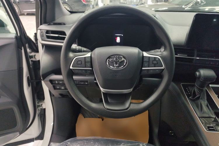 Used Toyota Granvia 2026 Model 2.5L Hybrid Comfort Edition