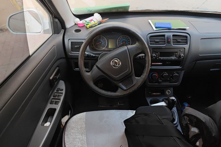 Used Dongfeng Fengon 330 2014 1.5L Manual Utility Version DK15