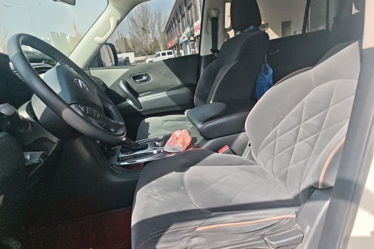 Used Nissan Patrol 2018 4.0L LinkedIn Edition Left Front Seat