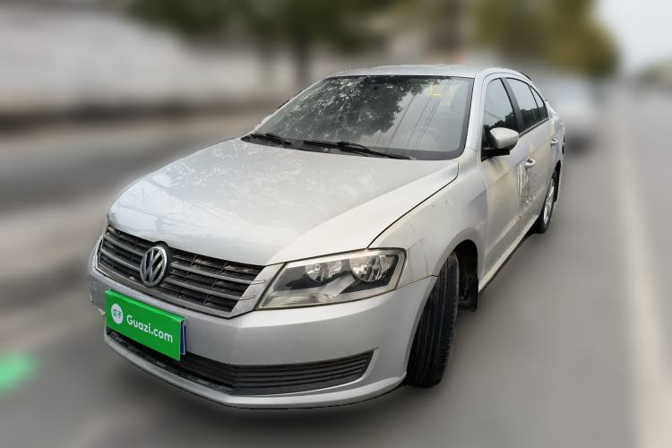 Used Volkswagen Lavida 2013 1.6L Manual Fashion Edition