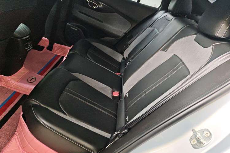 Used GAC Trumpchi EMPOW 2023 400T Automatic R PRO