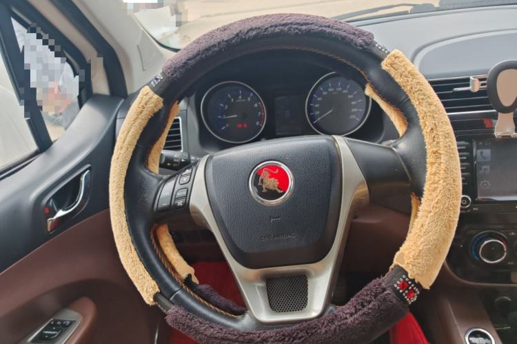 Used FORTHING Joyear X5 2016 1.6L Manual Luxury Model Steering Wheel