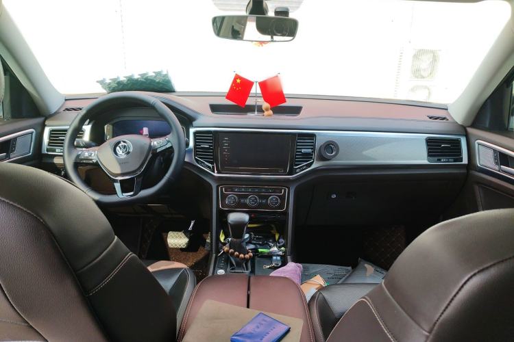 Used Volkswagen Teramont 2020 330TSI Two-Wheel-Drive Luxury Edition China VI Standard
