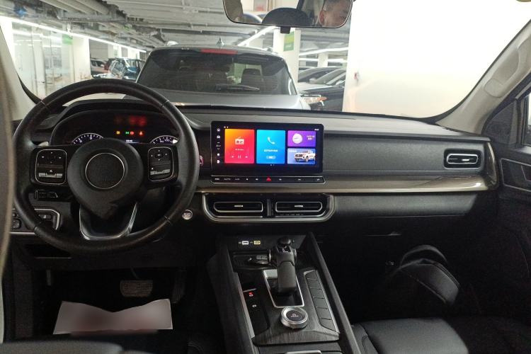 Used Great Wall Poer 2024 2.4T Commercial Version Automatic Diesel 4x4 Elite Edition Center Console