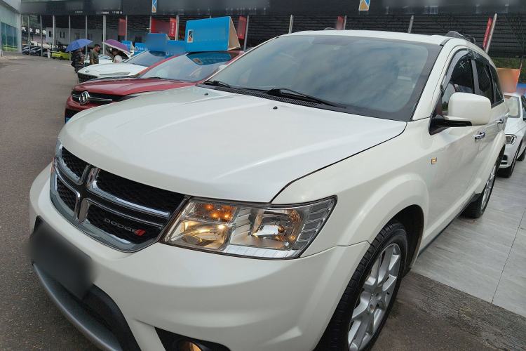 Used Dodge Journey 2013 2.4L Two-Wheel Drive Luxury Version