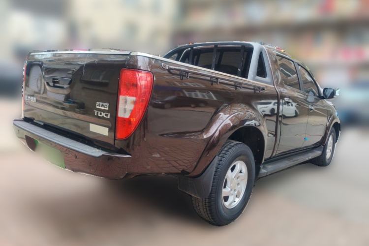 Used JMC Yuhu 5 2018 2.4T Classic Edition Diesel Manual 4x4 Luxury Long-Wheelbase JX4D24A5L