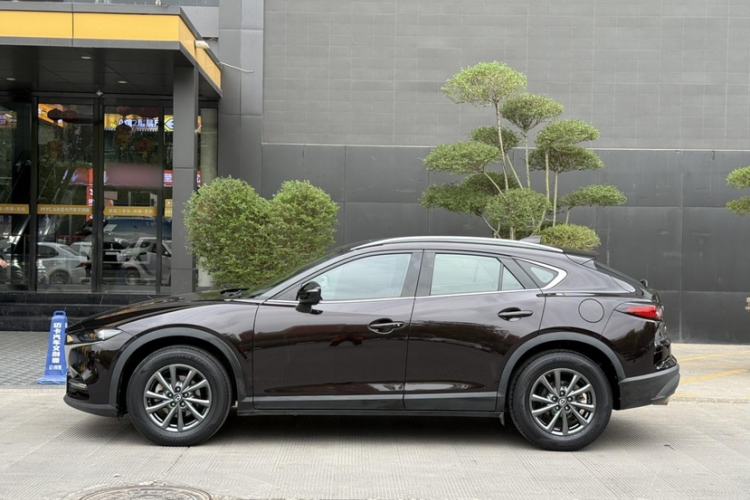 Used Mazda CX-4 2020 2.0L Automatic Two-Wheel Drive Blue Sky Leading Edition Exterior 7