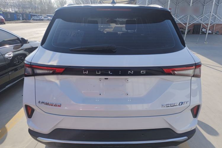 Used Wuling Asta 2022 2.0L DHT Electric-Speed Version