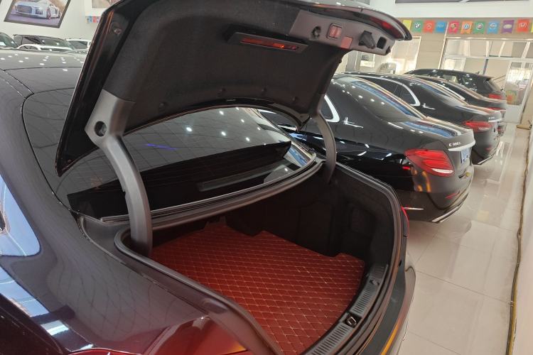 Used Mercedes-Benz E-Class 2021 Facelift E 260 L 4MATIC
