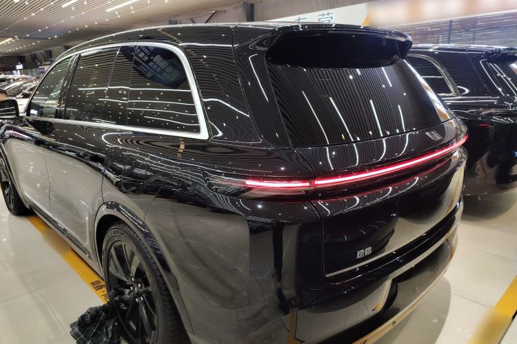 Used Li Auto L8 2023 Pro Model
