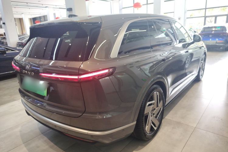 Used ONVO Luxeed L90 2025 Model—Max Six-Seater Version Rear Right 45 Deg