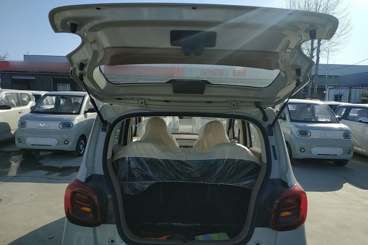 Used Wuling Hongguang MINIEV 2025 Four-Door Version Advanced Edition
