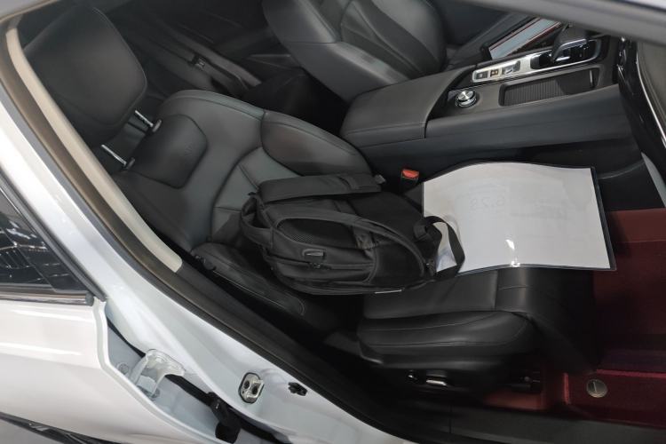 Used Dongfeng Aeolus Huge 2022 Mach Power 1.5T DareDrive Edition · Smart Right Front Seat