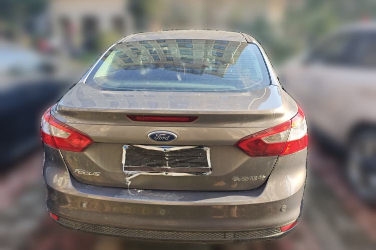 Used Ford Focus 2012 Sedan 1.6L Automatic Fashion Edition