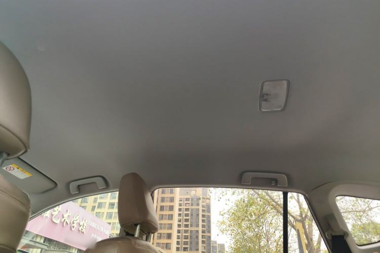 Used Toyota RAV4 2013 2.0L CVT Two-Wheel Drive Urban Edition Headliner