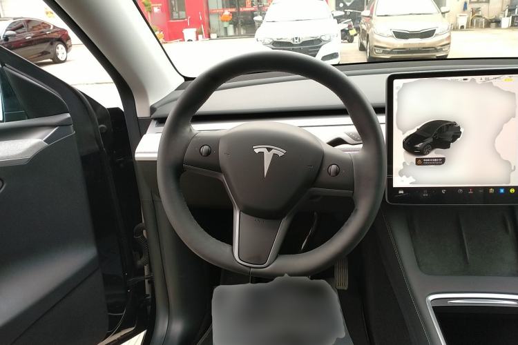 Used Tesla Model Y 2023 Rear-Wheel-Drive Version