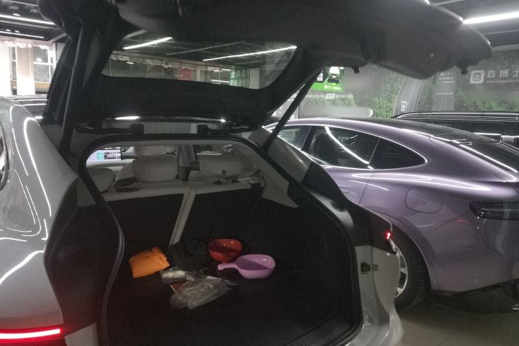 Used IM LS6 2023 Max Standard Edition
