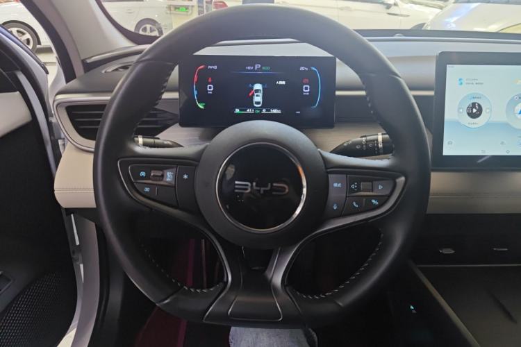 Used BYD Seal 05 DM-i 2025 DM-i Smart Drive 55KM Luxury Model Steering Wheel