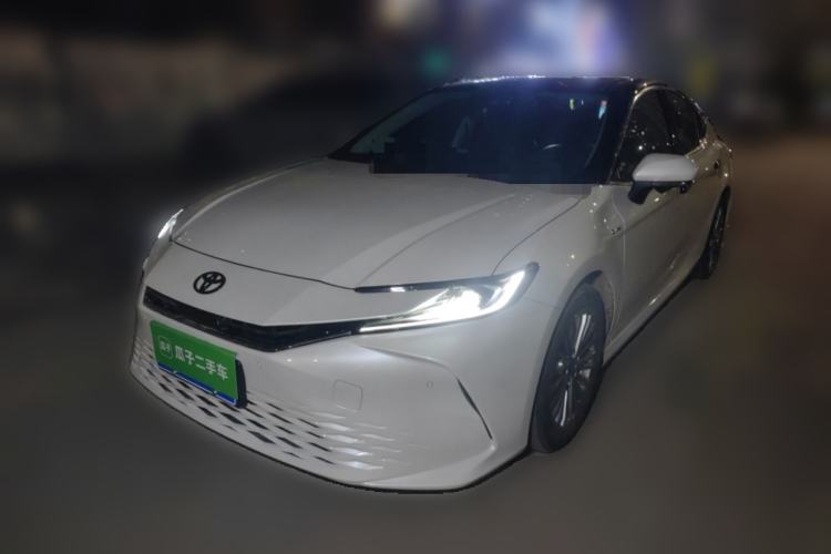 Used Toyota Camry 2024 Dual-Motor 2.0 HGVP Luxury Edition