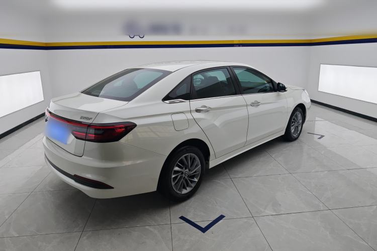 Used Venucia D60 2023 PLUS 1.6L XL CVT Yue Ling Edition Rear Right 45 Deg