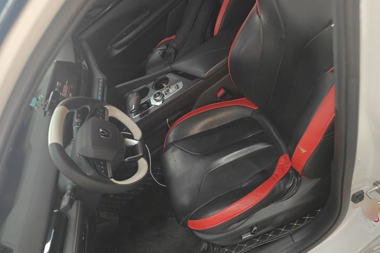 Used CHANGAN UNI-V 2024 1.5T Luxury Edition