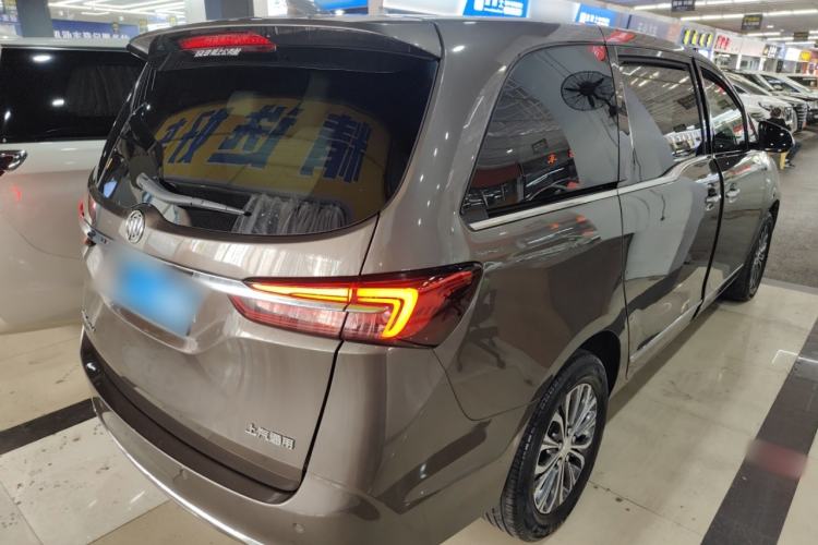 Used Buick GL8 2021 Land Cruiser Executive Class 652T Luxury Model