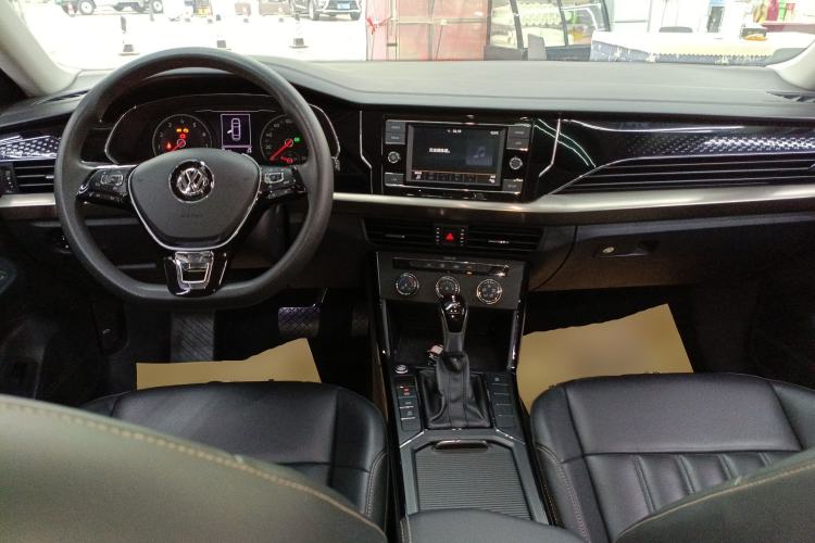 Used Volkswagen Passat 2019 280TSI Business Edition China VI