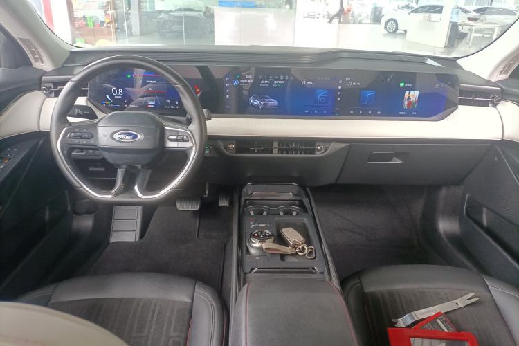 Used Ford Mondeo 2022 Restyled EcoBoost 245 Luxury Version Center Console