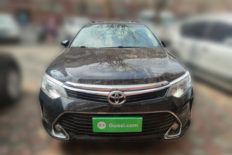 Used Toyota Camry 2016 2.0G 10th Anniversary Leading Edition
