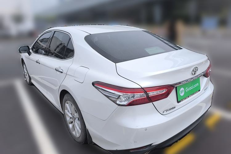 Used Toyota Camry 2019 Revised Version 2.0G Luxury Edition Rear Left 45 Deg