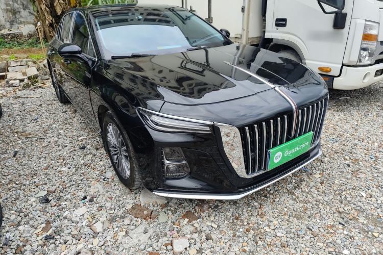 Used Hongqi H5 2023 2.0T Automatic Smart Connect Flagship Edition Front Right 45 Deg