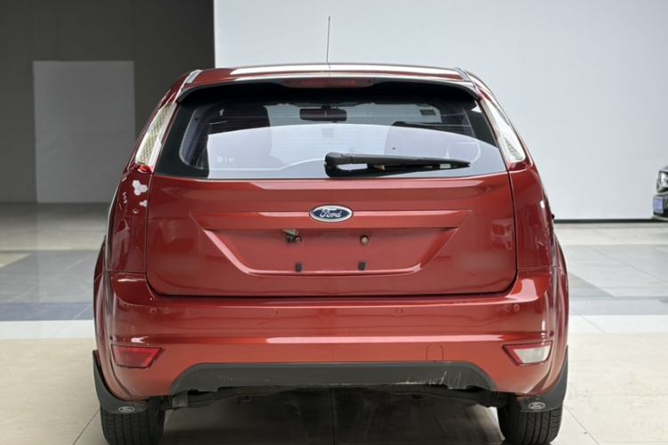 Used Ford Focus 2013 Hatchback Classic 1.8L Automatic Base Model