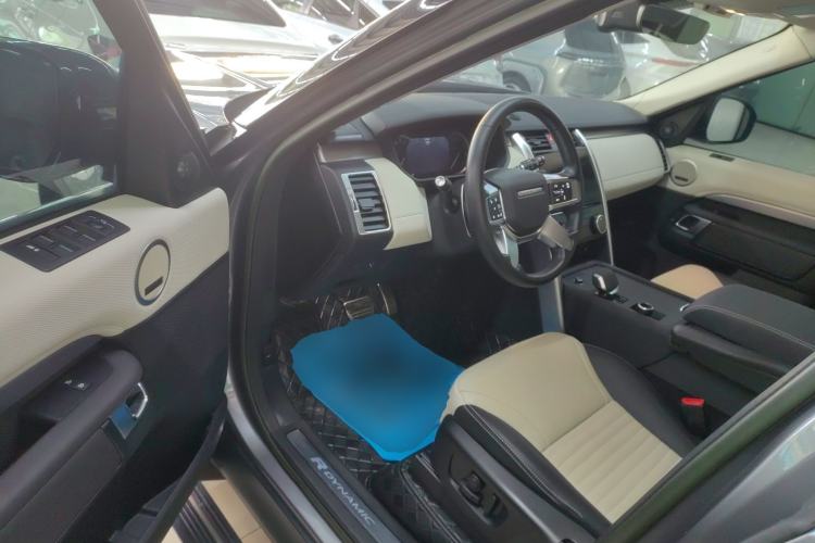 Used Land Rover Discovery 2023 Revised Version 360 PS R-Dynamic S