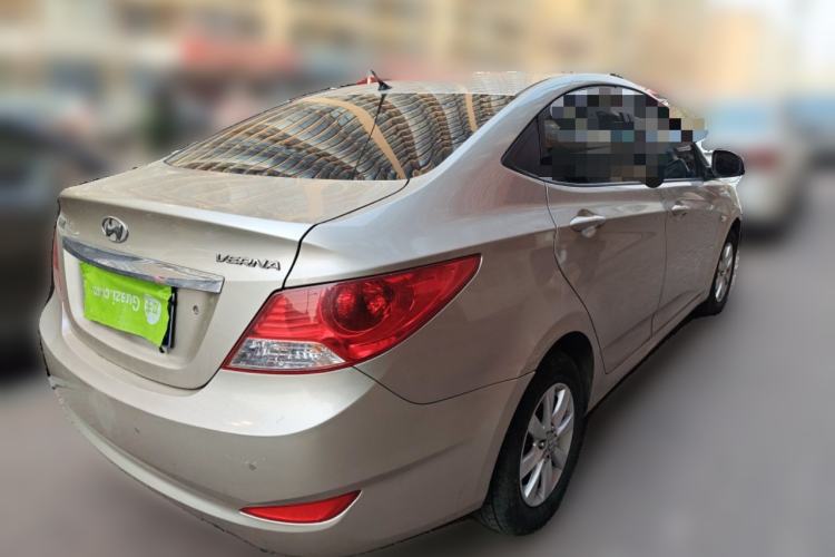 Used Hyundai Verna (older generation) 2010 Sedan 1.4L Manual Comfort GS Rear Right 45 Deg