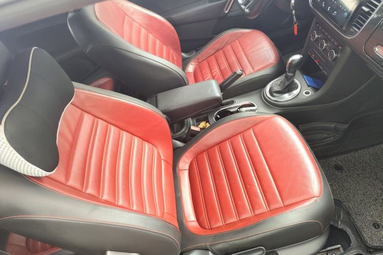 Used Volkswagen Beetle 2013 1.4TSI Luxury Model Right Front Seat