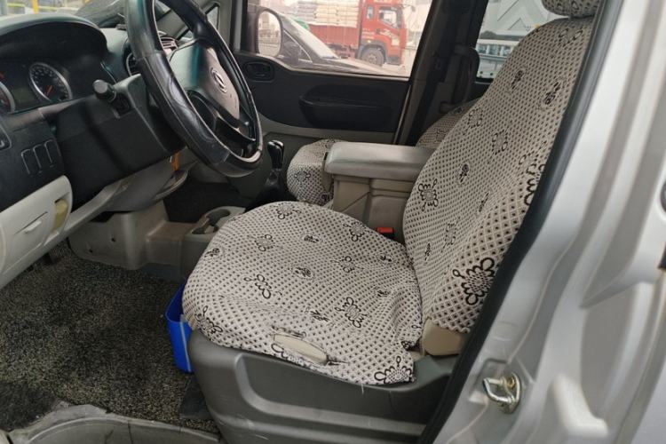 Used FORTHING Lingzhi 2017 Restyled M3L 1.6L 7-Seater Comfort Version