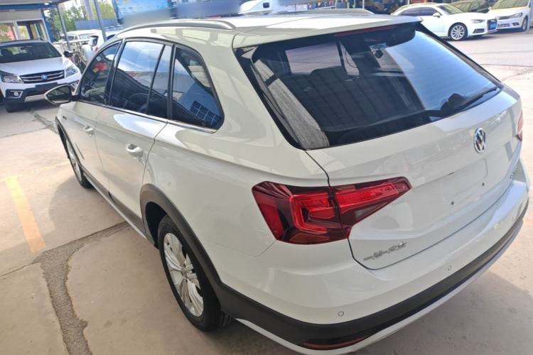 Used Volkswagen C-TREK 2017 1.6L Automatic Comfort Model Rear Left 45 Deg