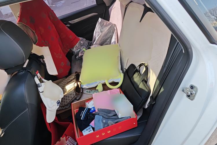 Used Roewe i6 2020 PLUS 1.6L CVT 4G Connected Glory Flagship Edition