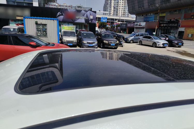 Used CHANGAN UNI-K iDD 2024 ZhiDian iDD 1.5T 135km Smart Leading Model
