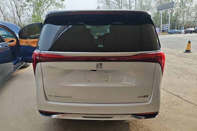 Used Buick Century 2023 2.0T Six-Seater Yinshi Edition
