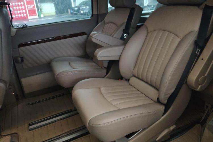 Used Mercedes-Benz Viano 2012 2.5L Hospitality Edition Left Rear Seat