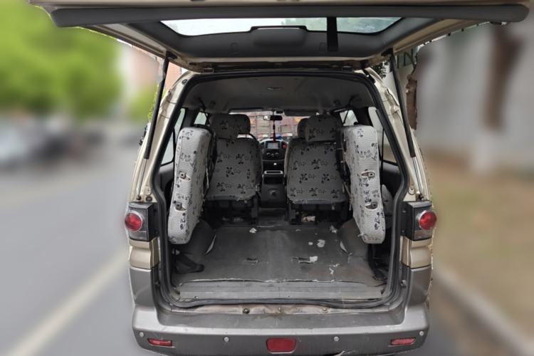 Used FORTHING Lingzhi 2013 M3 1.6L 7-Seater Comfort Model