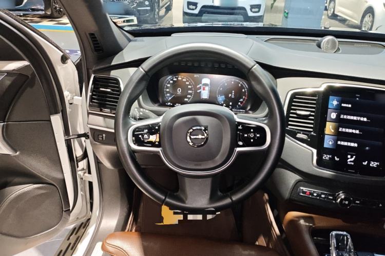 Used Volvo XC90 2021 B6 Luxury Smart Edition 7-Seater Steering Wheel