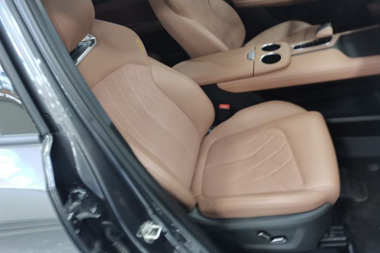 Used CHANGAN UNI-Z New Energy 2024 Blue Whale Smart Electric iDD 125km Beyond Edition Right Front Seat