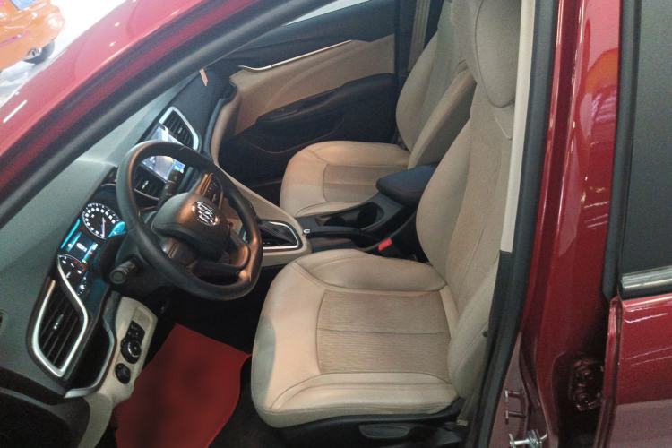 Used Buick GT 2017 15N Automatic Elite Version Left Front Seat